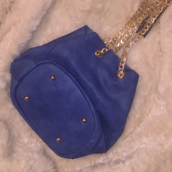 LAST ONE Maise Bucket Crossbody In Blue - Picture 6 of 8